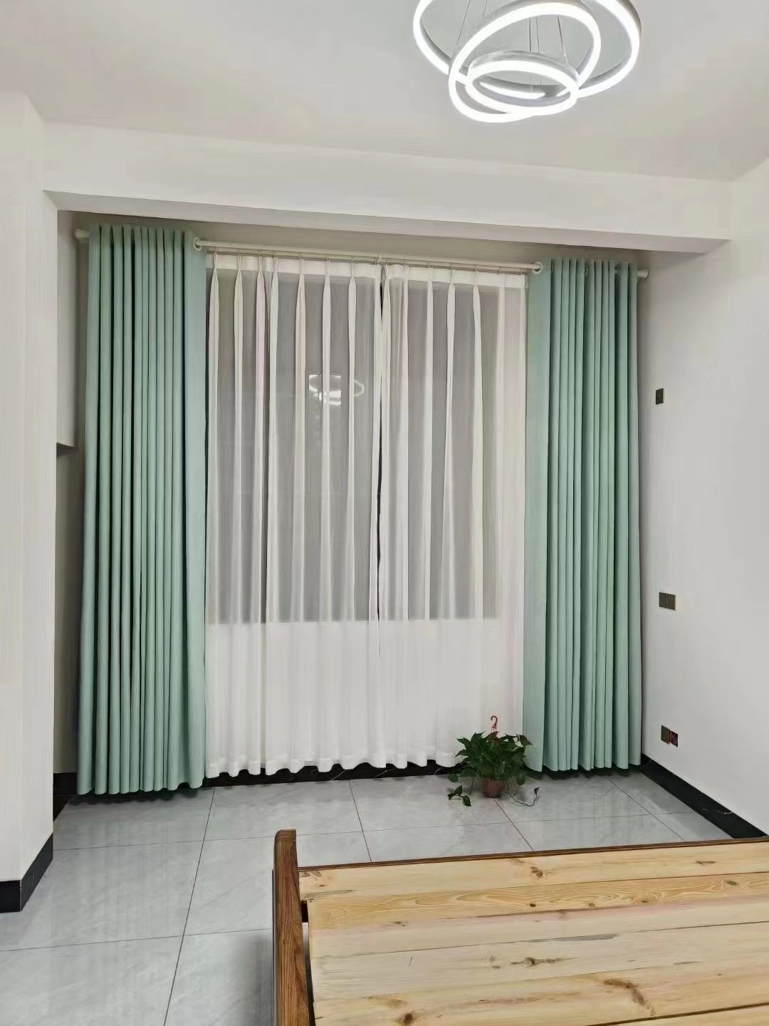 盐田沙头角窗帘定做蓝郡广场遮光窗帘安装