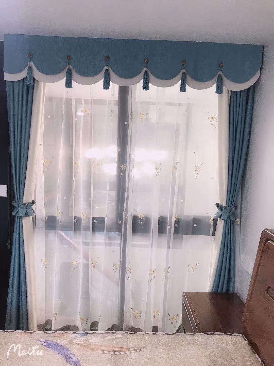 横岗荣德国际窗帘店定做百叶窗帘遮光窗帘